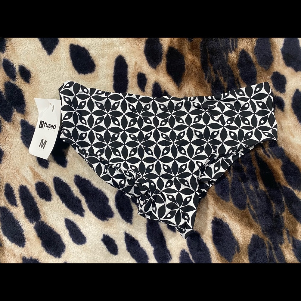 Fused Hawaii Bottom